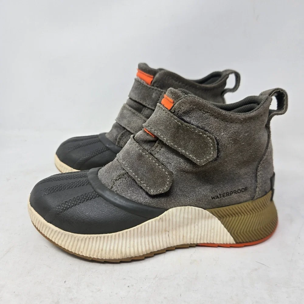 Sorel Out N About Classic Kids Waterproof Suede Rubber Boots Grey Orange